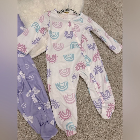 SHEIN Baby Girl Footie Sleepers 3-6 months - Picture 3 of 5